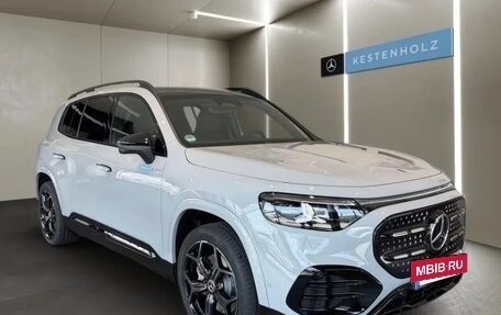 Mercedes-Benz GLB, 2026 год, 7 850 000 рублей, 2 фотография