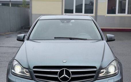 Mercedes-Benz C-Класс, 2011 год, 930 000 рублей, 2 фотография