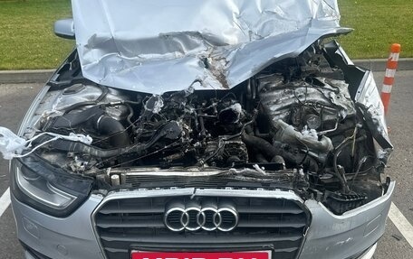 Audi A4, 2015 год, 550 000 рублей, 1 фотография