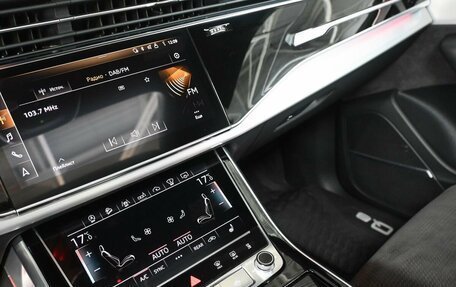 Audi Q8 I, 2019 год, 5 849 900 рублей, 20 фотография