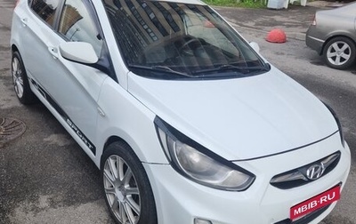 Hyundai Solaris II рестайлинг, 2011 год, 650 000 рублей, 1 фотография