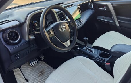 Toyota RAV4, 2017 год, 2 560 000 рублей, 18 фотография