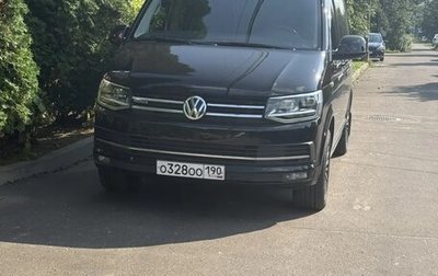 Volkswagen Multivan T6 рестайлинг, 2016 год, 3 899 999 рублей, 1 фотография