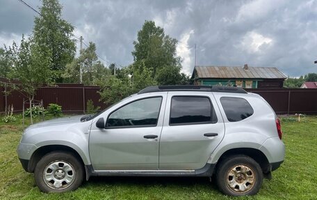 Renault Duster I рестайлинг, 2014 год, 800 000 рублей, 1 фотография