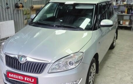 Skoda Fabia II, 2012 год, 1 000 000 рублей, 2 фотография