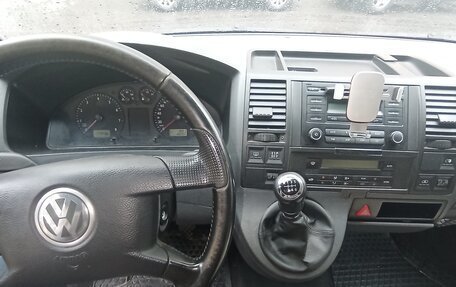 Volkswagen Caravelle T5, 2007 год, 1 400 000 рублей, 7 фотография