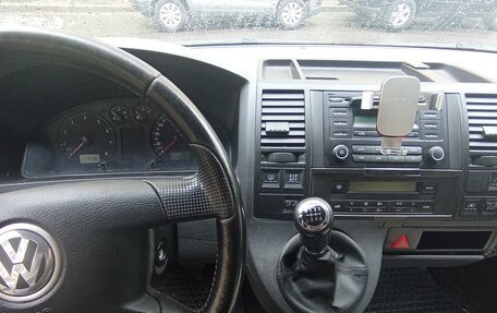 Volkswagen Caravelle T5, 2007 год, 1 400 000 рублей, 8 фотография
