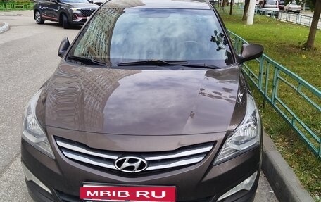 Hyundai Solaris II рестайлинг, 2016 год, 1 029 000 рублей, 2 фотография
