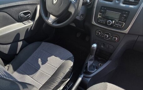 Renault Logan II, 2014 год, 750 000 рублей, 5 фотография