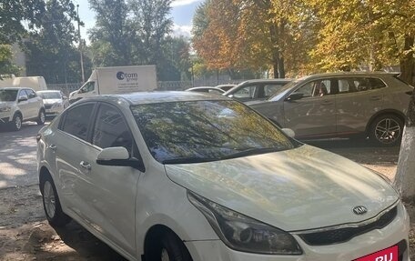 KIA Rio IV, 2018 год, 1 250 000 рублей, 2 фотография