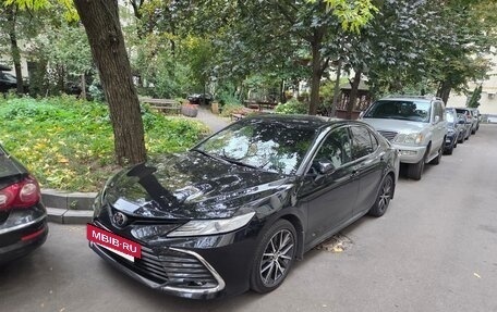 Toyota Camry, 2021 год, 3 250 000 рублей, 3 фотография