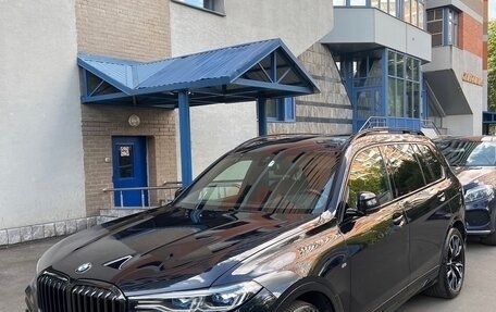 BMW X7, 2021 год, 7 900 000 рублей, 4 фотография