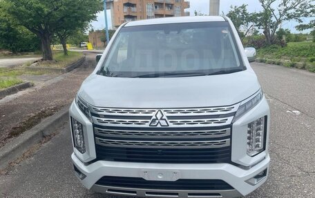 Mitsubishi Delica D:5 I, 2023 год, 2 730 000 рублей, 3 фотография