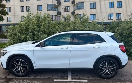 Mercedes-Benz GLA, 2018 год, 2 300 000 рублей, 10 фотография