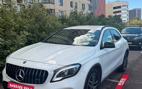 Mercedes-Benz GLA, 2018 год, 2 300 000 рублей, 13 фотография