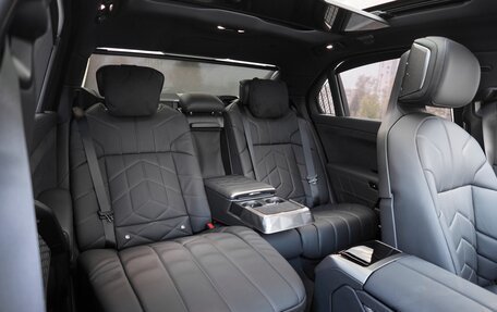 BMW 7 серия, 2026 год, 23 800 000 рублей, 21 фотография