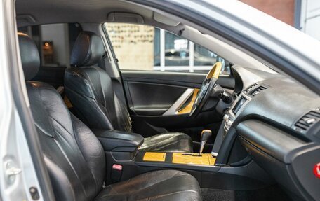 Toyota Camry, 2007 год, 1 099 000 рублей, 18 фотография