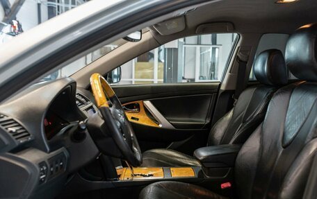 Toyota Camry, 2007 год, 1 099 000 рублей, 17 фотография