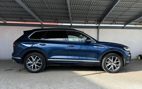 Volkswagen Touareg III, 2019 год, 4 359 000 рублей, 6 фотография