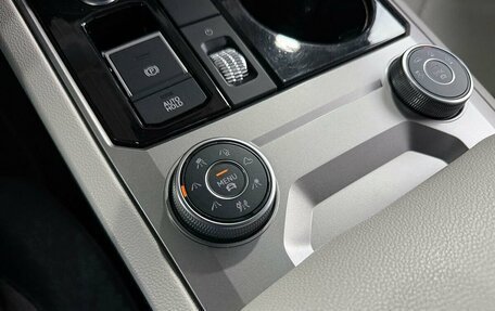 Volkswagen Touareg III, 2019 год, 4 359 000 рублей, 17 фотография