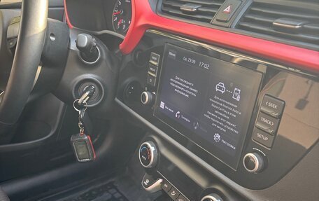 KIA Rio IV, 2021 год, 1 750 000 рублей, 23 фотография
