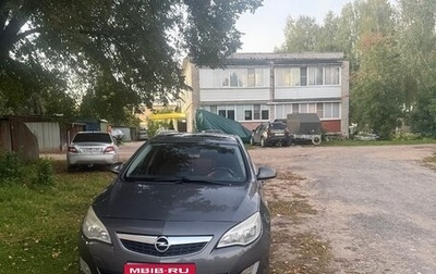Opel Astra J, 2011 год, 680 000 рублей, 1 фотография