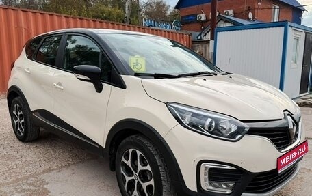 Renault Kaptur I рестайлинг, 2019 год, 1 390 000 рублей, 1 фотография