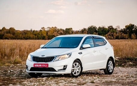 KIA Rio III рестайлинг, 2013 год, 800 000 рублей, 1 фотография
