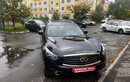Infiniti FX II, 2012 год, 2 250 000 рублей, 4 фотография