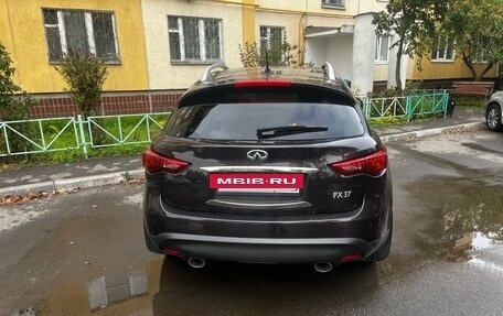 Infiniti FX II, 2012 год, 2 250 000 рублей, 2 фотография