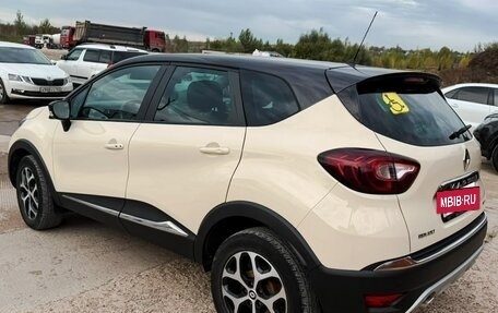 Renault Kaptur I рестайлинг, 2019 год, 1 390 000 рублей, 2 фотография
