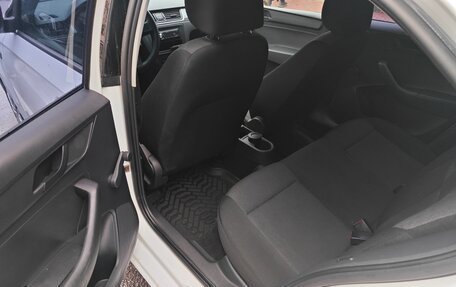 Skoda Rapid I, 2015 год, 424 000 рублей, 10 фотография