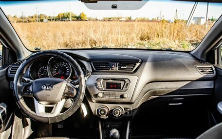 KIA Rio III рестайлинг, 2013 год, 800 000 рублей, 14 фотография
