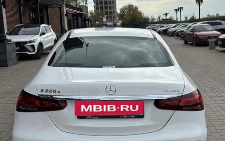 Mercedes-Benz E-Класс, 2020 год, 4 800 000 рублей, 9 фотография