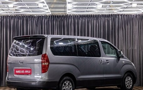 Hyundai Grand Starex Grand Starex I рестайлинг 2, 2014 год, 1 495 000 рублей, 6 фотография