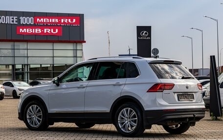 Volkswagen Tiguan II, 2018 год, 1 895 000 рублей, 4 фотография