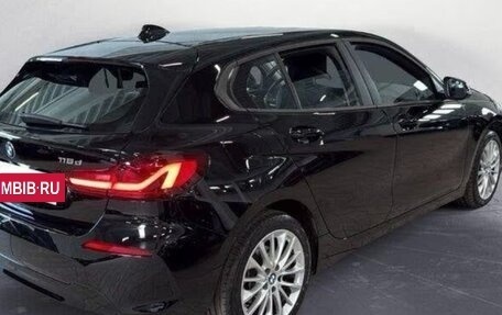 BMW 1 серия, 2022 год, 2 890 000 рублей, 7 фотография