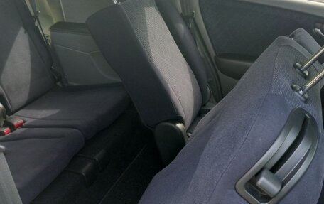 Honda Stream II, 2011 год, 1 290 000 рублей, 14 фотография