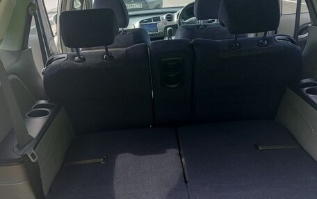 Honda Stream II, 2011 год, 1 290 000 рублей, 16 фотография
