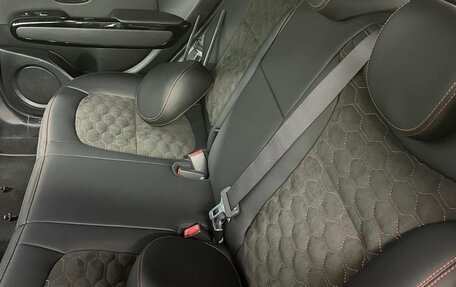 KIA Soul II рестайлинг, 2016 год, 1 400 000 рублей, 13 фотография
