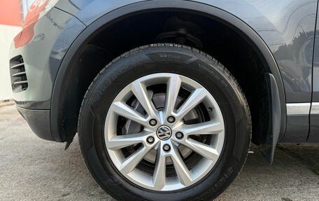 Volkswagen Touareg III, 2011 год, 1 729 000 рублей, 16 фотография