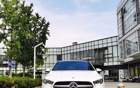 Mercedes-Benz A-Класс, 2022 год, 1 780 000 рублей, 2 фотография