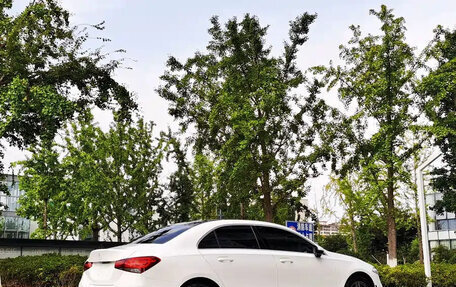 Mercedes-Benz A-Класс, 2022 год, 1 780 000 рублей, 3 фотография