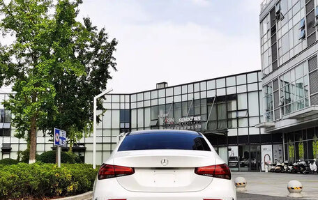 Mercedes-Benz A-Класс, 2022 год, 1 780 000 рублей, 4 фотография