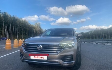 Volkswagen Touareg III, 2018 год, 5 290 000 рублей, 2 фотография