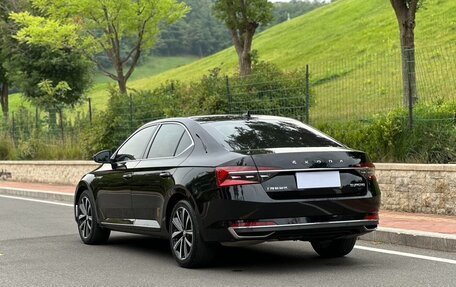Skoda Superb III рестайлинг, 2023 год, 1 900 000 рублей, 5 фотография