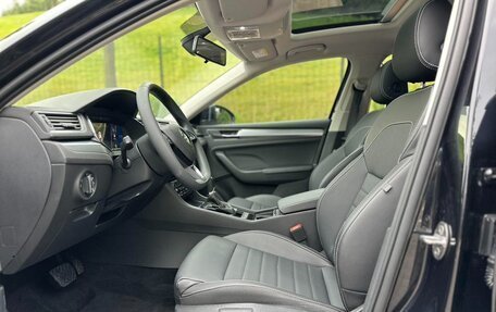 Skoda Superb III рестайлинг, 2023 год, 1 900 000 рублей, 11 фотография