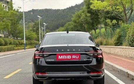 Skoda Superb III рестайлинг, 2023 год, 1 900 000 рублей, 3 фотография
