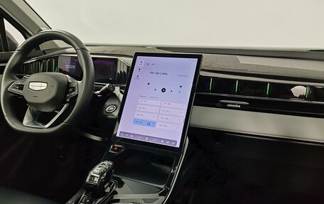 Geely Atlas, 2024 год, 2 899 000 рублей, 20 фотография