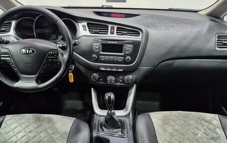 KIA cee'd III, 2013 год, 909 000 рублей, 10 фотография